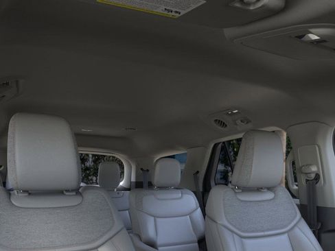 New 2026 Ford Explorer Active w/ Active Comfort Package image 23
