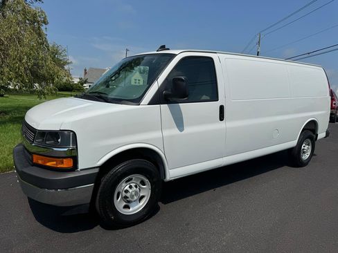 Used 2025 Chevrolet Express 2500 Extended w/ Driver Convenience Package RWD image 1