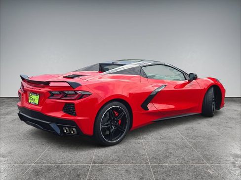 Used 2023 Chevrolet Corvette Stingray Preferred Conv w/ Z51 Performance Package RWD image 10