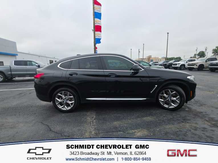 Used 2022 BMW X4 xDrive30i w/ Convenience Package AWD/4WD image 4