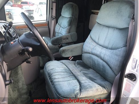 Used 1997 Ford E-250 and Econoline 250 Heavy-Duty Extended RWD image 10