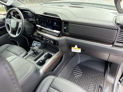 New 2026 Chevrolet Silverado 1500 RST w/ Z71 Off-Road Package AWD/4WD image 15