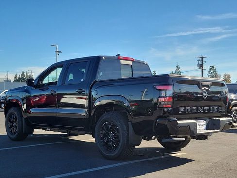 New 2026 Nissan Frontier SV w/ Tow Package image 2