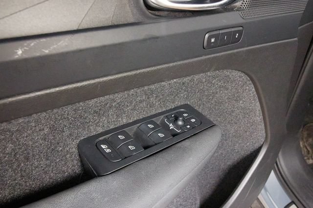 Certified 2023 Volvo C40 P8 Recharge Plus AWD/4WD image 10