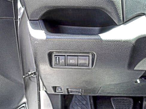 Used 2023 Toyota RAV4 LE AWD/4WD image 14