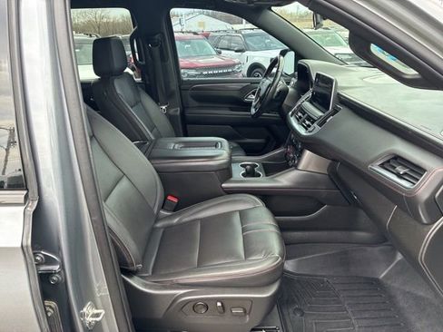 Used 2022 Chevrolet Tahoe RST w/ Luxury Package image 27