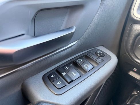 Used 2020 RAM 1500 Big Horn image 16