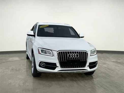 Used 2017 Audi Q5 2.0T Premium Plus w/ Technology Package image 13