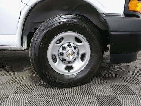 Used 2025 Chevrolet Express 2500 w/ Driver Convenience Package RWD image 13