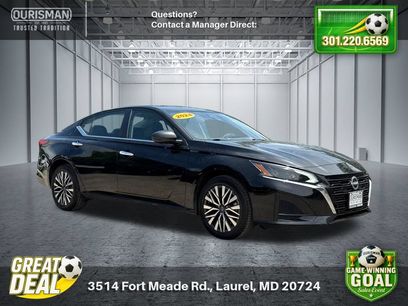 Used 2024 Nissan Altima 2.5 SV