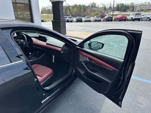 New 2026 MAZDA MAZDA3 2.5 S Hatchback w/ Premium Pkg FWD image 13
