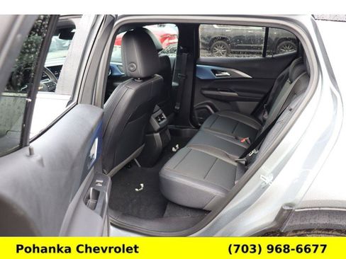 New 2026 Chevrolet Equinox EV LT image 25