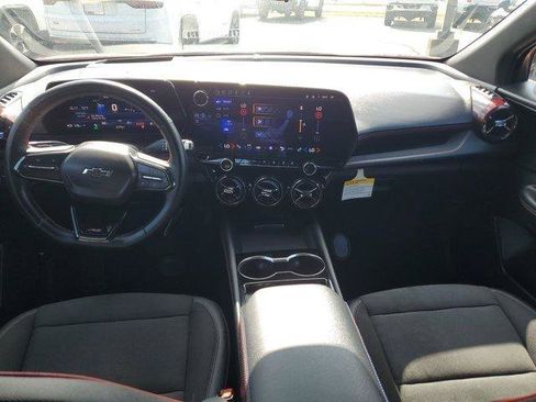 Used 2024 Chevrolet Blazer EV RS AWD/4WD image 10