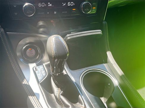 Used 2023 Nissan Maxima SR w/ Sport Mat Group image 17