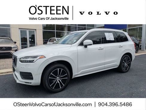 Used 2020 Volvo XC90 T6 Momentum AWD/4WD image 1