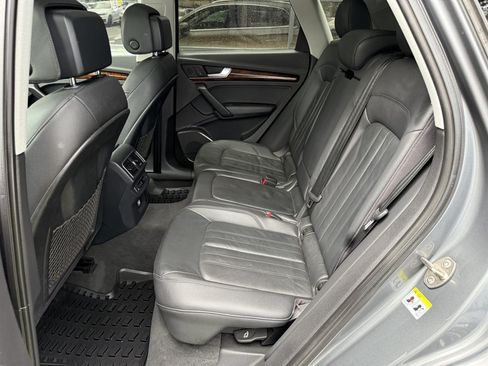 Used 2018 Audi Q5 2.0T Premium Plus w/ Premium Plus Package AWD/4WD image 15