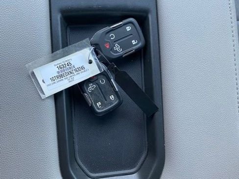 Used 2022 GMC Sierra 1500 SLE image 19