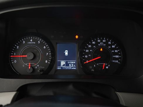 Used 2017 Toyota Sienna LE image 30