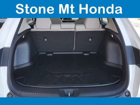 Used 2025 Honda HR-V LX image 8