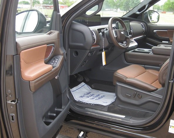 New 2026 Ford Expedition King Ranch AWD/4WD image 9