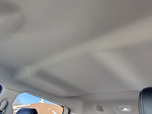 Used 2018 RAM 1500 Laramie w/ Convenience Group image 21