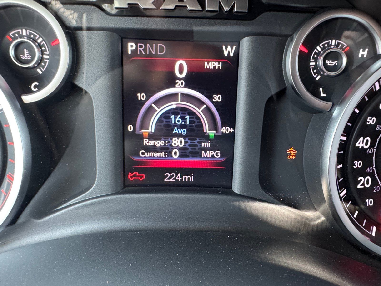 New 2026 RAM 2500 Big Horn AWD/4WD image 21