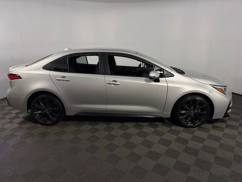 Used 2024 Toyota Corolla SE image 10