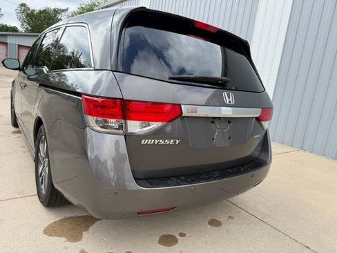 Used 2014 Honda Odyssey Touring Elite image 9