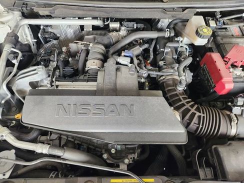 Used 2024 Nissan Rogue S AWD/4WD image 25