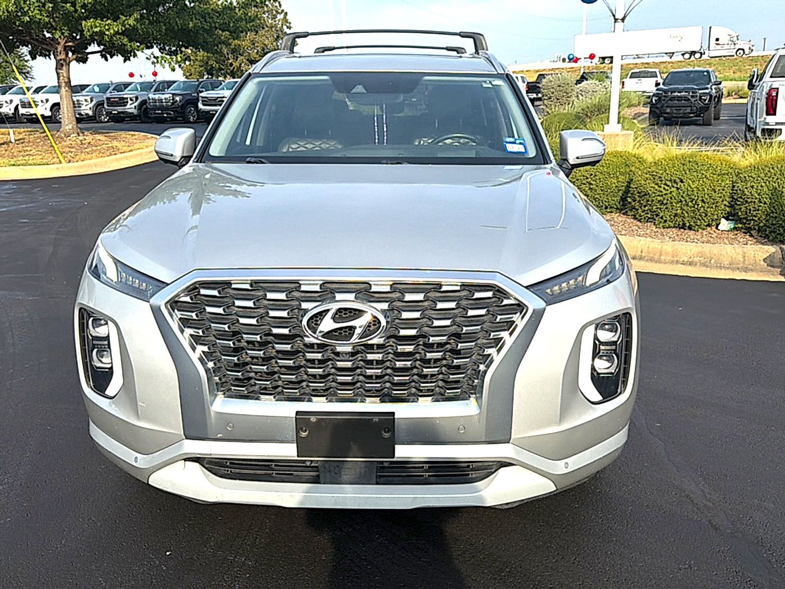 Used 2021 Hyundai Palisade Limited AWD/4WD image 2