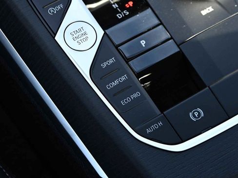 New 2026 BMW 330i Sedan w/ Premium Package image 11