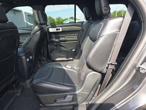 Used 2020 Ford Explorer ST w/ Premium Technology Package image 23