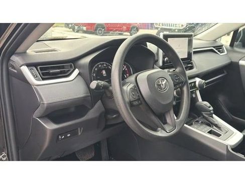 Certified 2025 Toyota RAV4 XLE AWD/4WD image 22