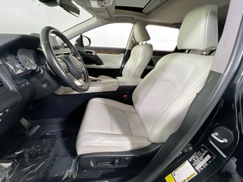 Used 2021 Lexus RX 350L Premium w/ Premium Package image 20