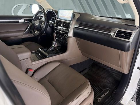 Certified 2023 Lexus GX 460 Premium w/ Accessory Package AWD/4WD image 26