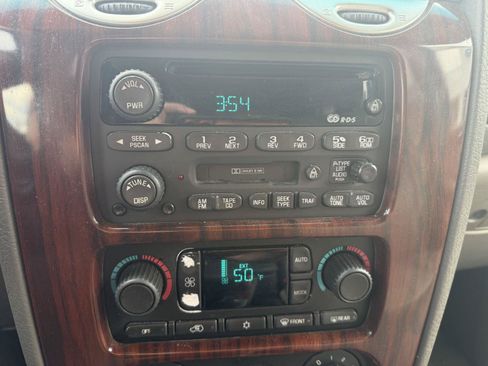Used 2002 GMC Envoy SLT AWD/4WD image 12