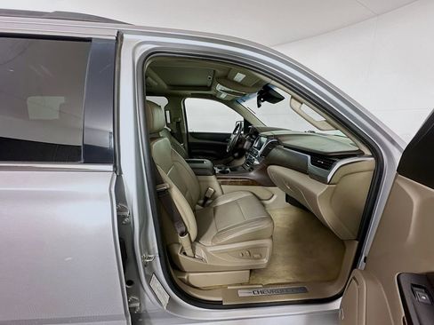 Used 2018 Chevrolet Tahoe LT image 32