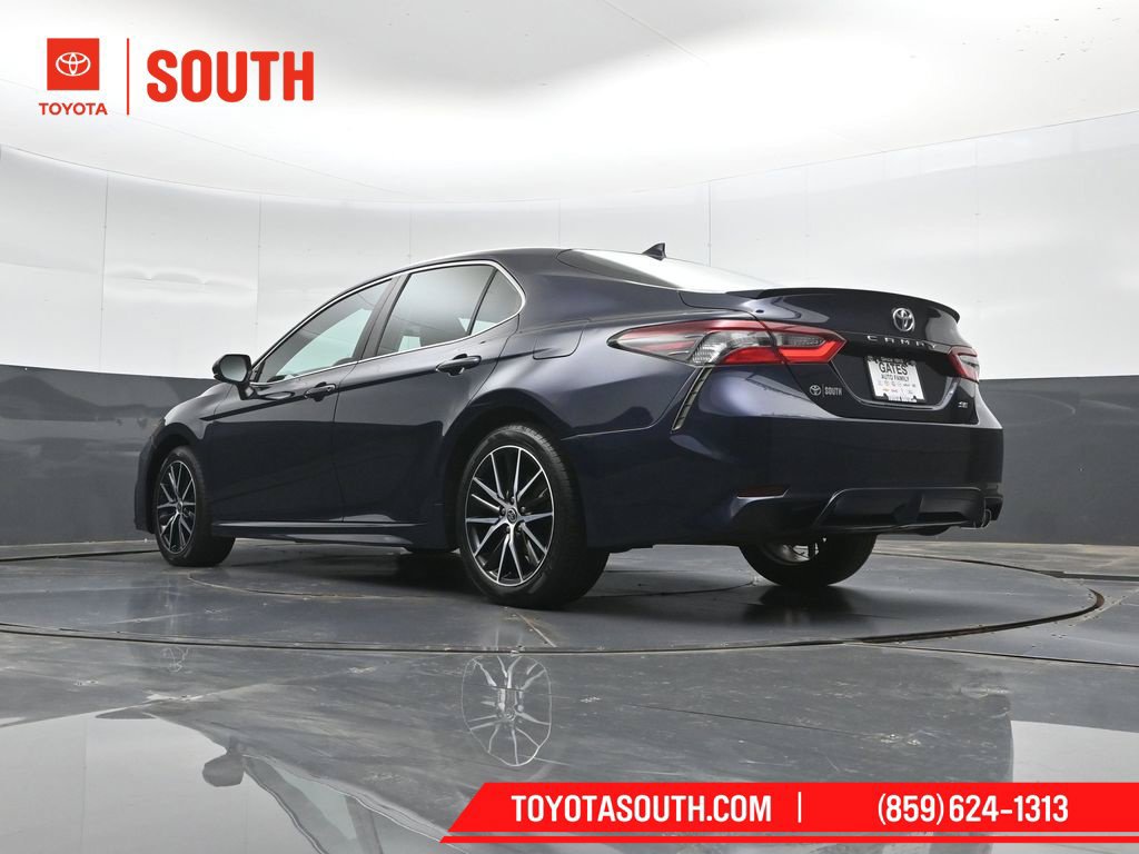 Used 2021 Toyota Camry SE FWD image 41