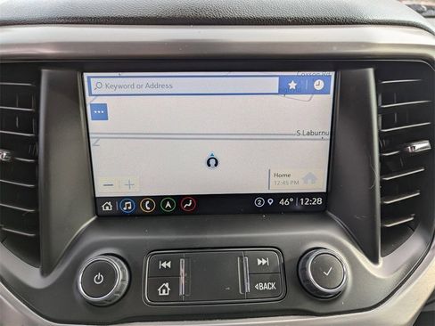 Used 2022 GMC Acadia AT4 w/ Technology Package image 24