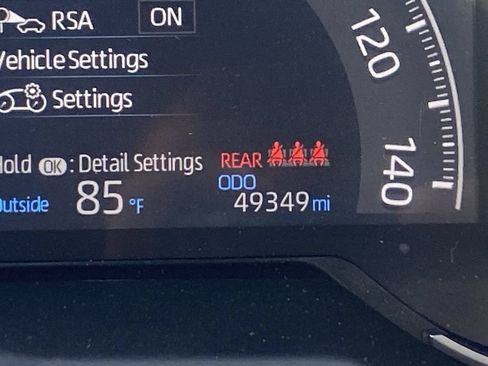 Used 2025 Toyota RAV4 LE AWD/4WD image 12