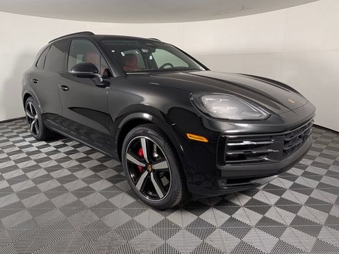 New 2026 Porsche Cayenne S AWD/4WD image 9