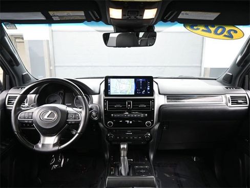 Certified 2023 Lexus GX 460 Premium w/ Premium Plus Package image 19