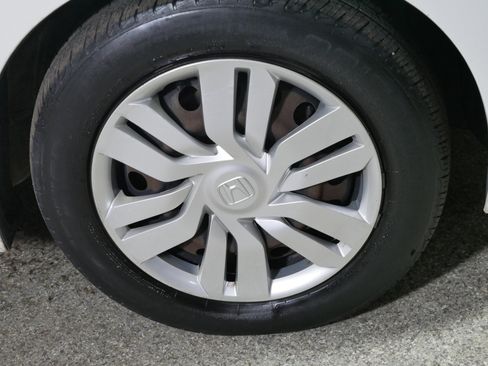 Used 2015 Honda Fit LX image 15