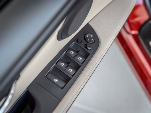 Used 2012 BMW 328i Convertible image 53