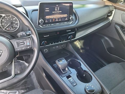 Used 2022 Nissan Rogue SV image 14