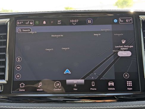 Used 2023 Chrysler Pacifica Limited FWD image 25