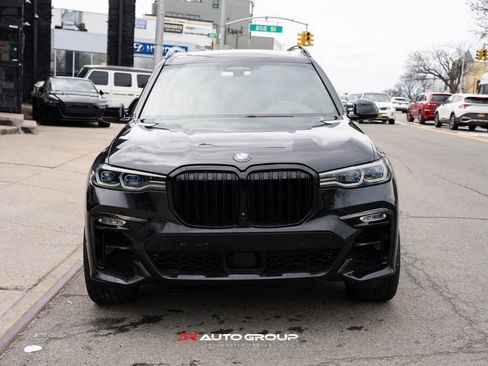 Used 2019 BMW X7 xDrive50i w/ Dynamic Handling Package image 3
