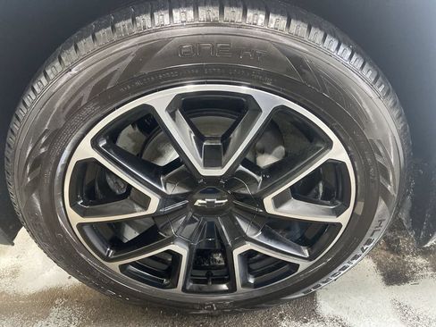 Used 2023 Chevrolet Tahoe RST w/ Luxury Package AWD/4WD image 34