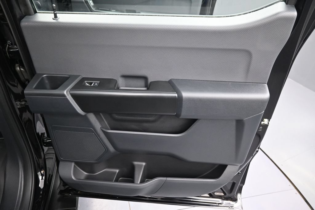 Used 2025 Ford F150 XL AWD/4WD image 27