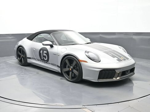 Certified 2026 Porsche 911 Carrera GTS RWD image 24
